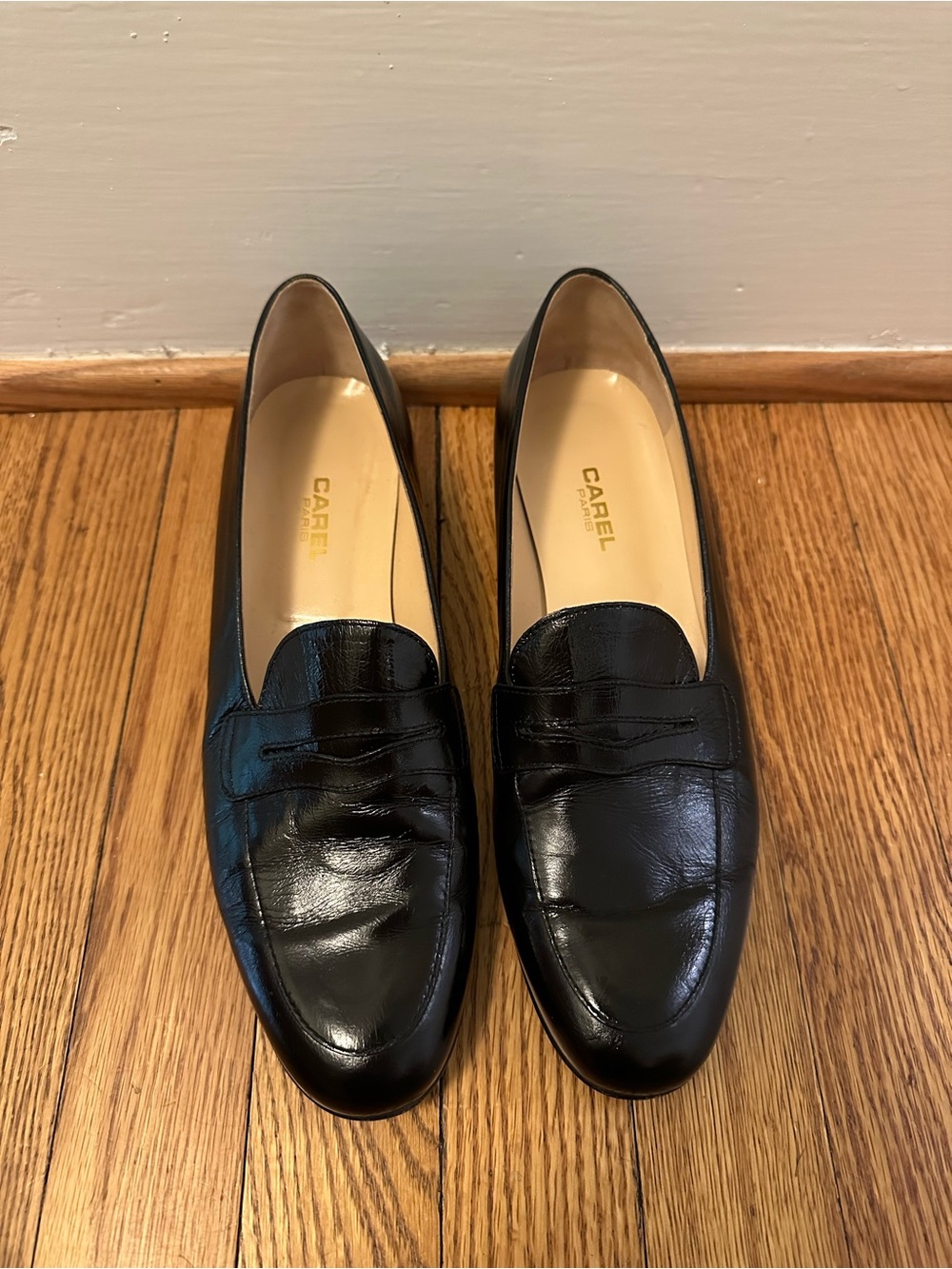 Carel Paris 2100 Leather Loafers